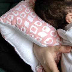 Babyjem Çok Amaçlı Emzirme Yastığı Pembe Kare