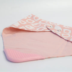 Babyjem Diş Kaşıyıcılı Poplin Fular Önlük Pembe Kareli̇