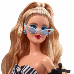 Barbie 65. Yıl Özel Koleksiyon Bebeği Sarışın HRM58