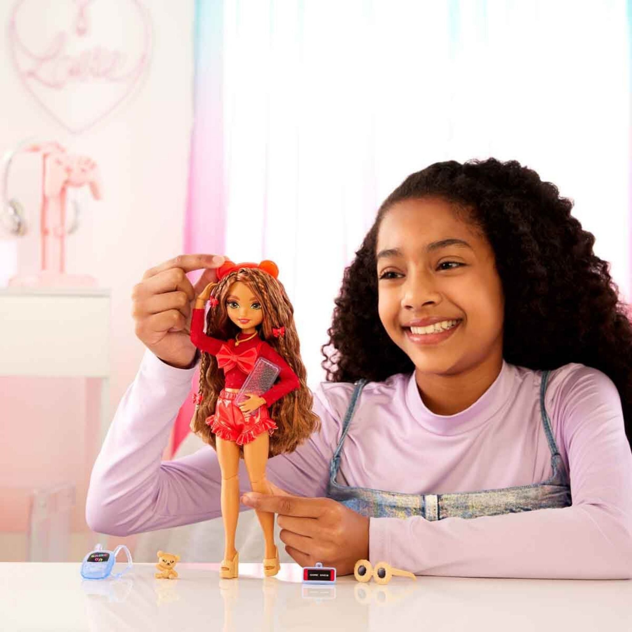 Barbie Dream Besties Ana Karakter Bebekler Teresa HYC23