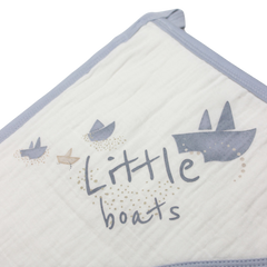 Bistyle Üçgen Başlıklı Havlu Little Boats