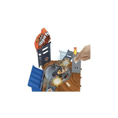 Hot Wheels Monster Trucks Arenada Yarı Final Setleri HNB93