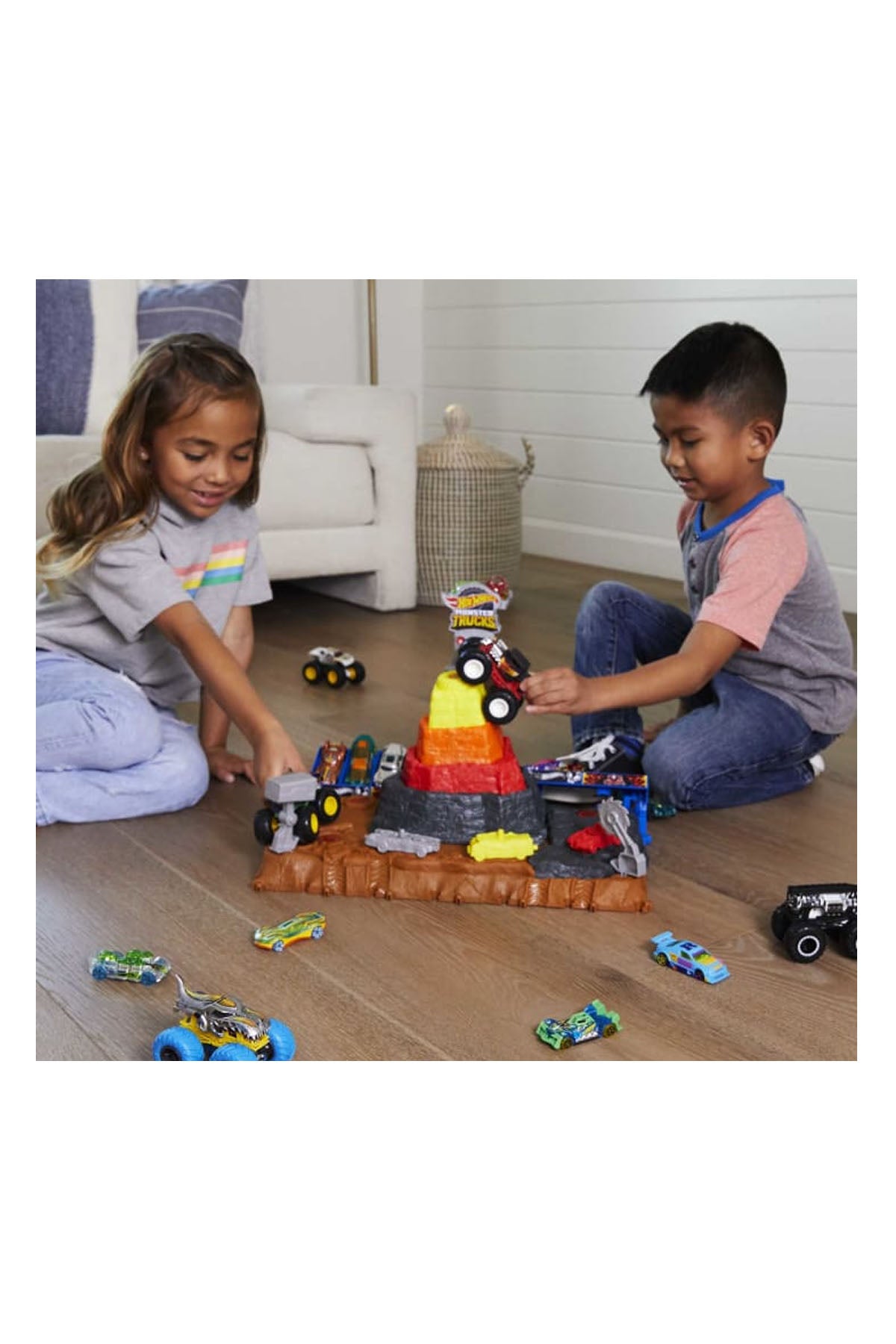 Hot Wheels Monster Trucks Muhteşem Çarpışma Arenası