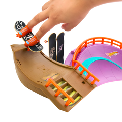 Hot Wheels Skate Ahtapot Kaykay Parkı Oyun Seti HMK01