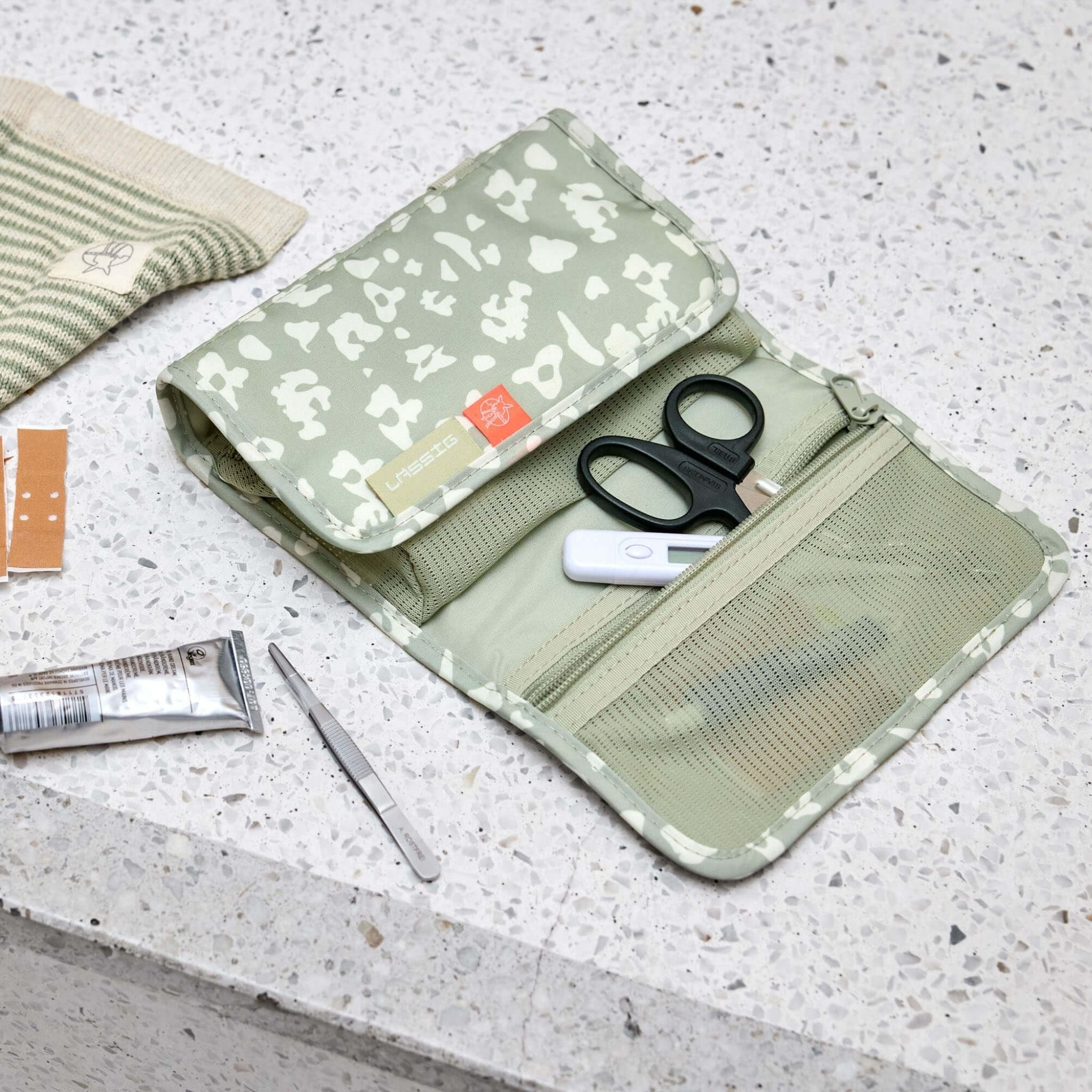 Lassig First Aid Pouch Bebek Organizer Açık Yeşil 4