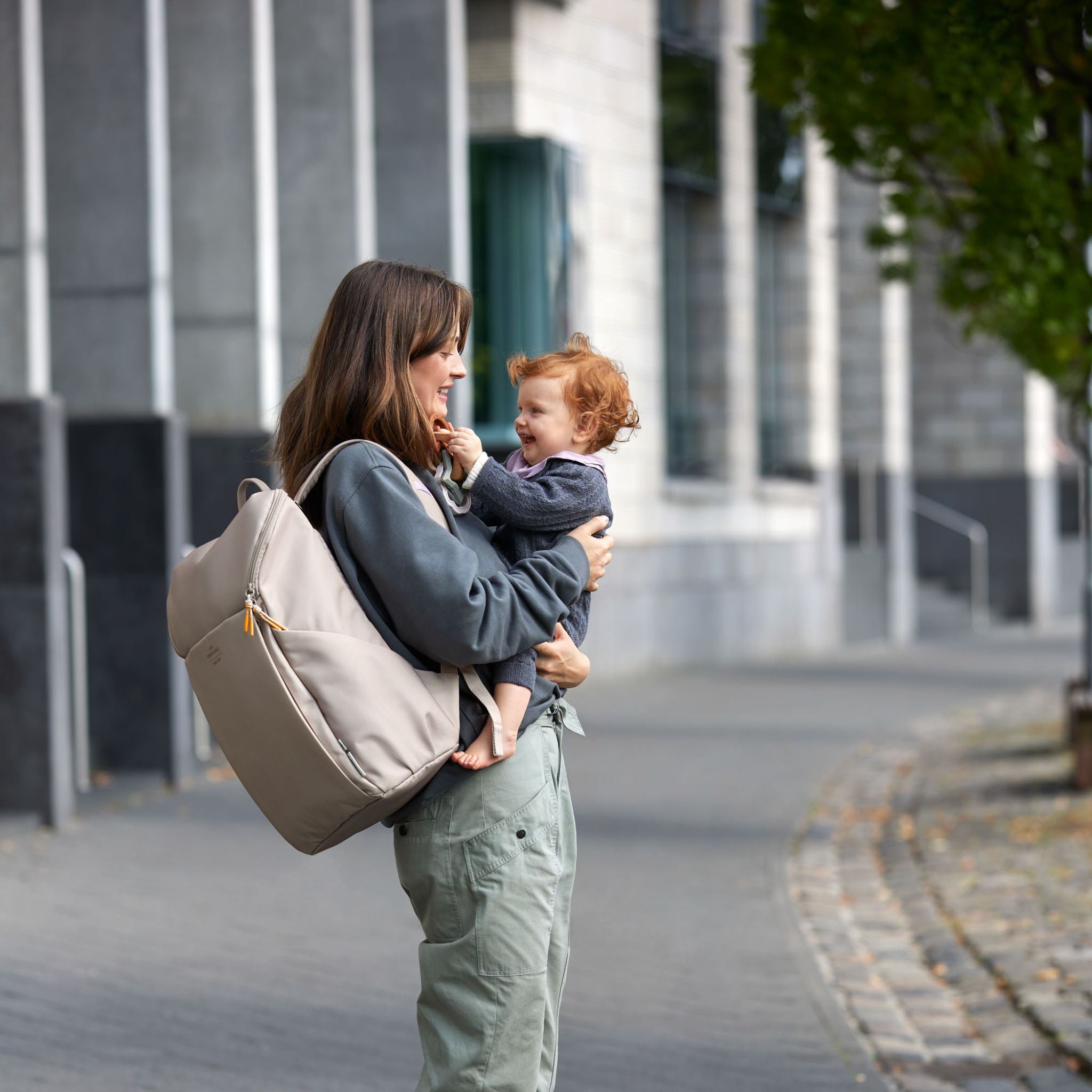 Lassig Slender Up Bebek Bakım Sırt Çantası Vizon 8