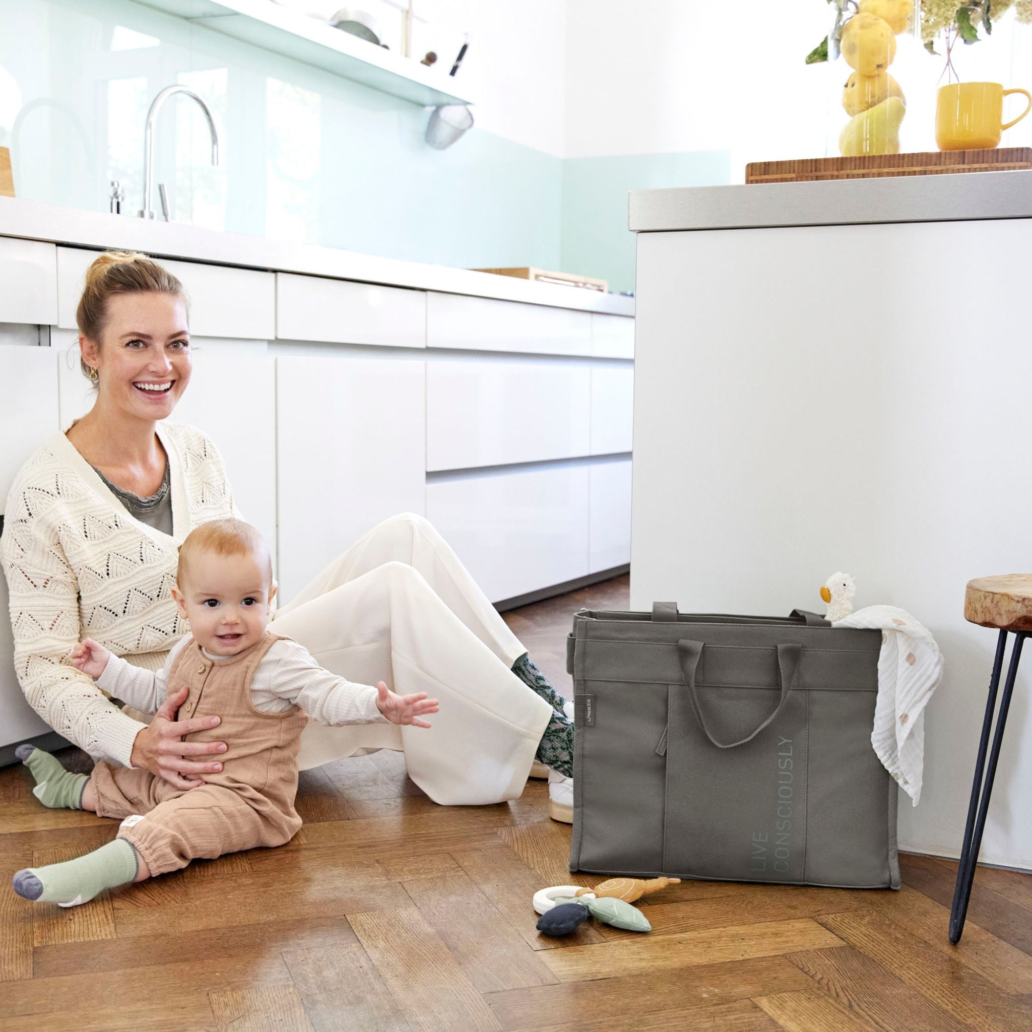 Lassig Tote Up Bebek Bakım Seyahat Çantası Antrasit 8