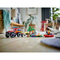 Lego City 4x4 Kurtarma Botlu İtfaiye Kamyonu 60412 Yapım Seti (301 Parça)
