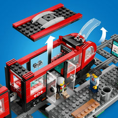 Lego City Şehir Merkezi Tramvay İstasyonu Oyuncak Seti 60423