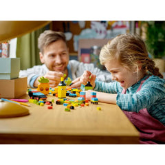 Lego Classic Yaratıcı Neon Eğlence 11027 Yapım Seti (333 Parça)