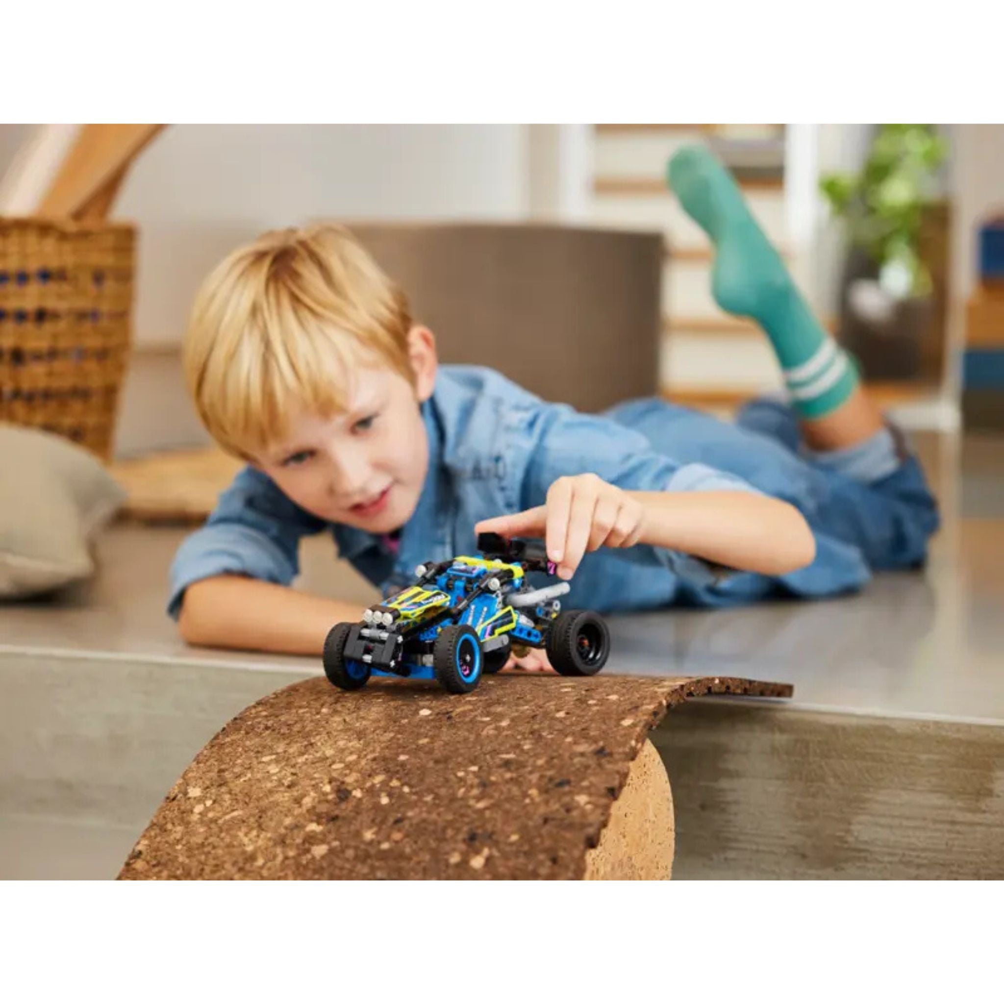 Lego Technic Arazi Yarışı Arabası 42164 Yapım Seti (219 Parça)