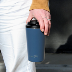 Made by Fressko Paslanmaz Çelik Çift Duvarlı Termos Mug 475ml Grande Denim (Kot Mavisi)