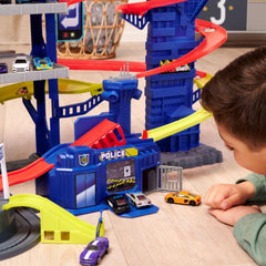 Majorette Süper Chase Center Garaj Seti