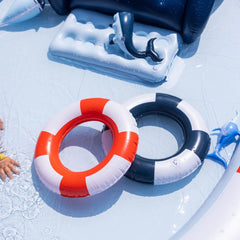 Swim Essentials Whale Fıskiyeli ve Kaydıraklı Şişme Oyun Havuzu 210cm