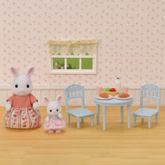 Sylvanian Families Kar Tavşanı Anne ve Bebek Kahvaltı Seti 5682