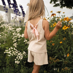 Antebies Boyunda Kurdele Detaylı Şortlu Set