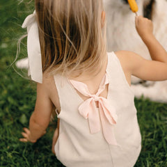 Antebies Boyunda Kurdele Detaylı Şortlu Set