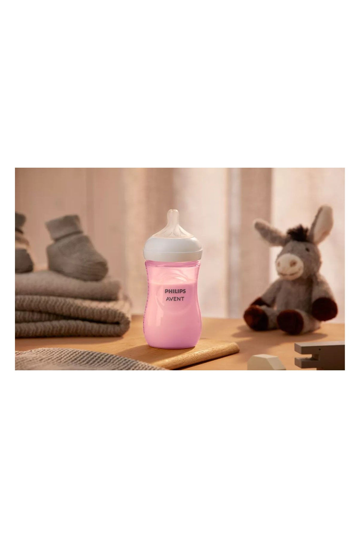 Avent Doğal Tepkili PP Pembe Biberon 260ml 1+ Ay