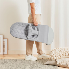 BabyBjörn Pastel Oyuncaklı Bliss Ana Kucağı Petal Woven Grey