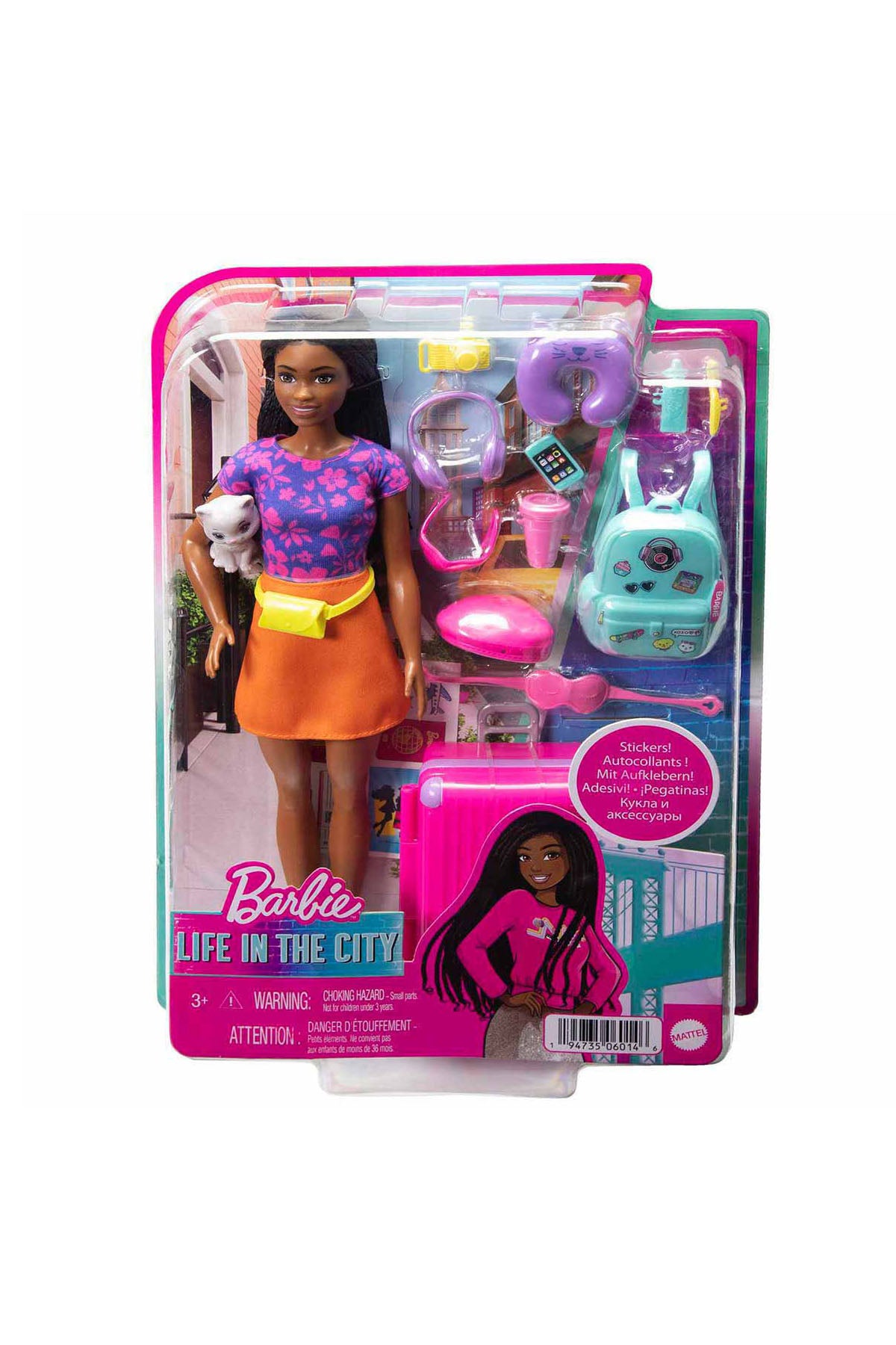 Barbie Brooklyn Seyahatte Bebeği ve Aksesuarları