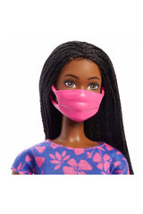 Barbie Brooklyn Seyahatte Bebeği ve Aksesuarları HGX55