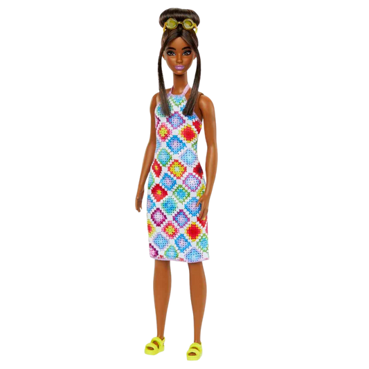Barbie Fashionistas Bebeği Topuz Saçlı ve Örgü Elbiseli HJT07