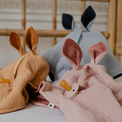Bibs Cuddle Cloth Kangaroo Desert Sand