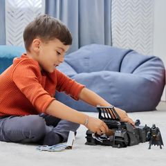 DC Comics Batman Crusader Batmobile Aracı ve Figür Seti 10cm