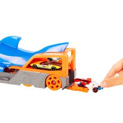 Hot Wheels Köpek Balığı Taşıyıcı GVG36