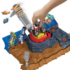 Hot Wheels Monster Trucks Muhteşem Çarpışma Arenası HNB96