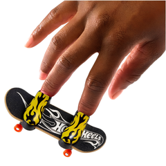 Hot Wheels Skate Parmak Kaykay ve Ayakkabı Paketleri HVJ84