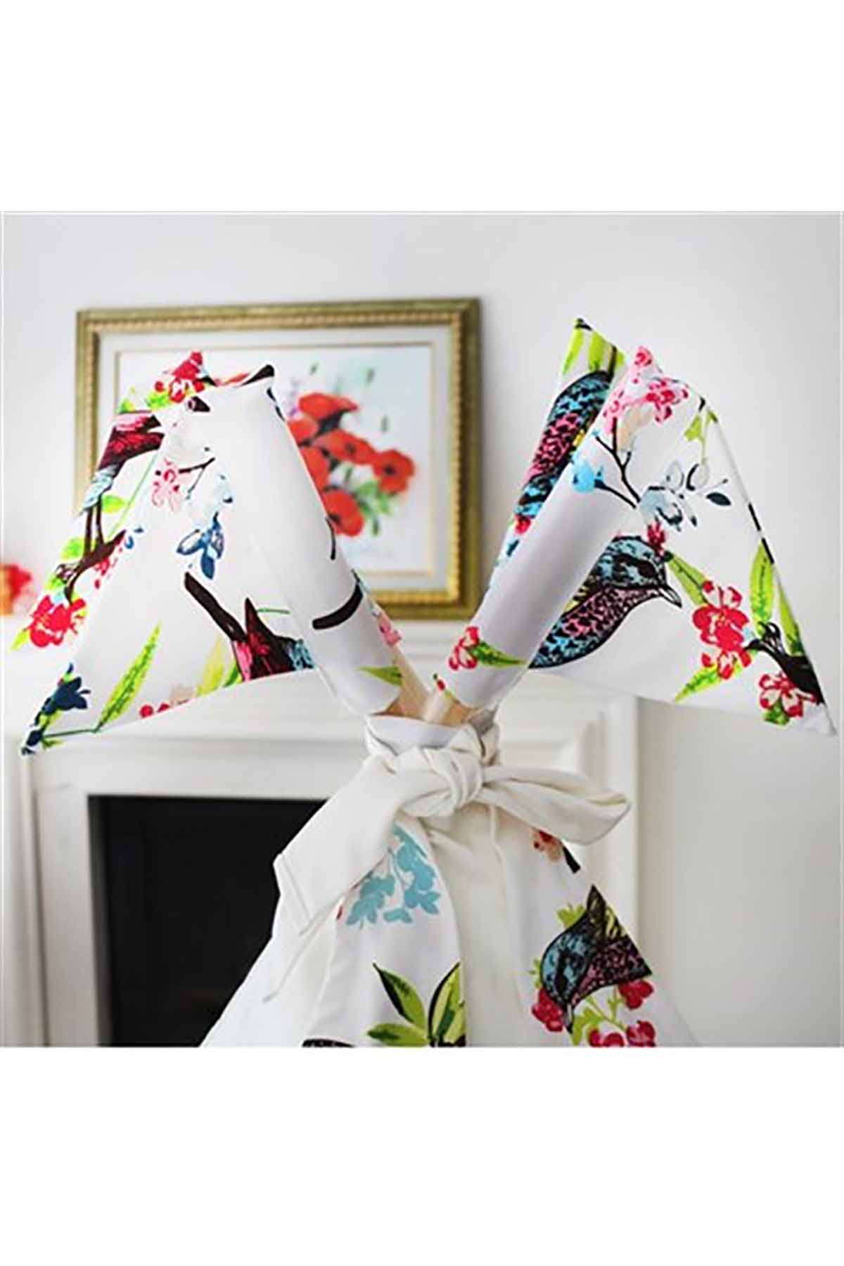 Kiddy's Teepee Tepe Bayrakları Kuşlu