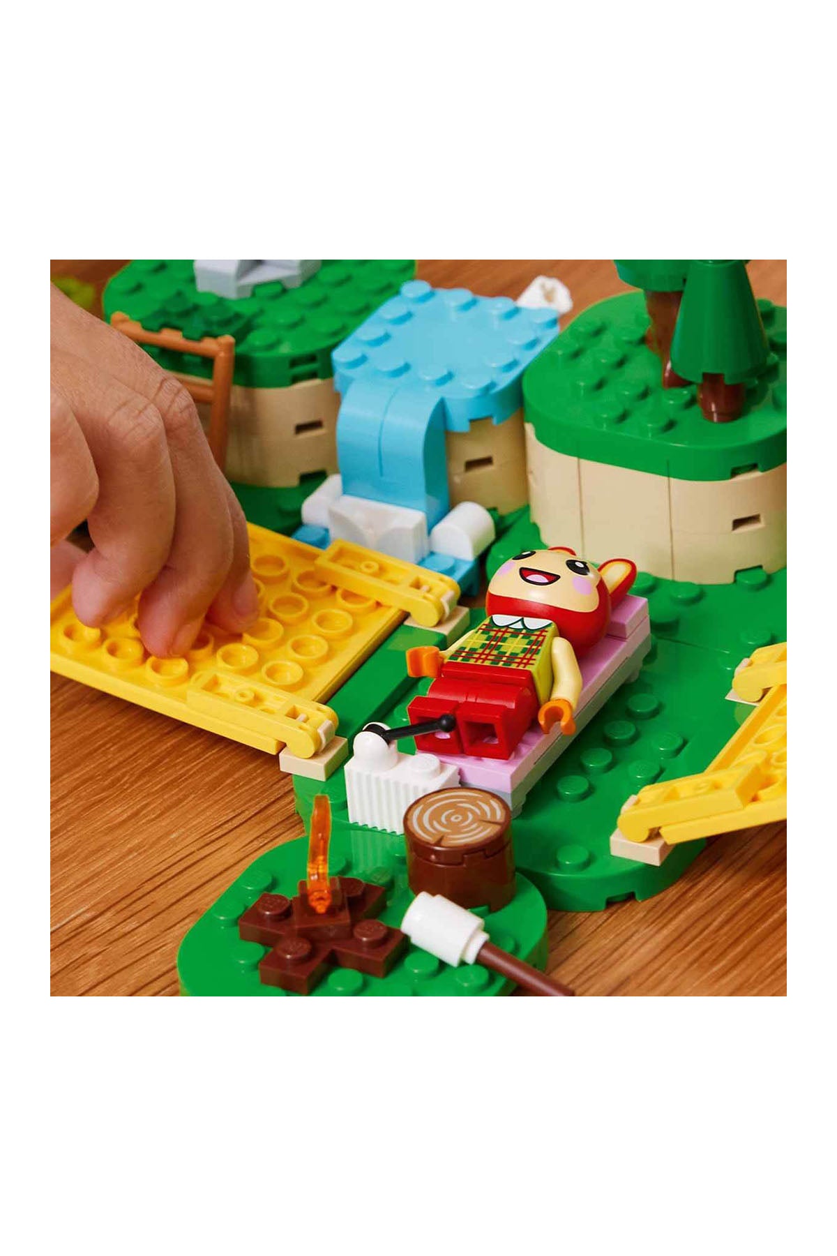 Lego Animal Crossing Bunnie Açık Hava Aktivitelerinde - 77047