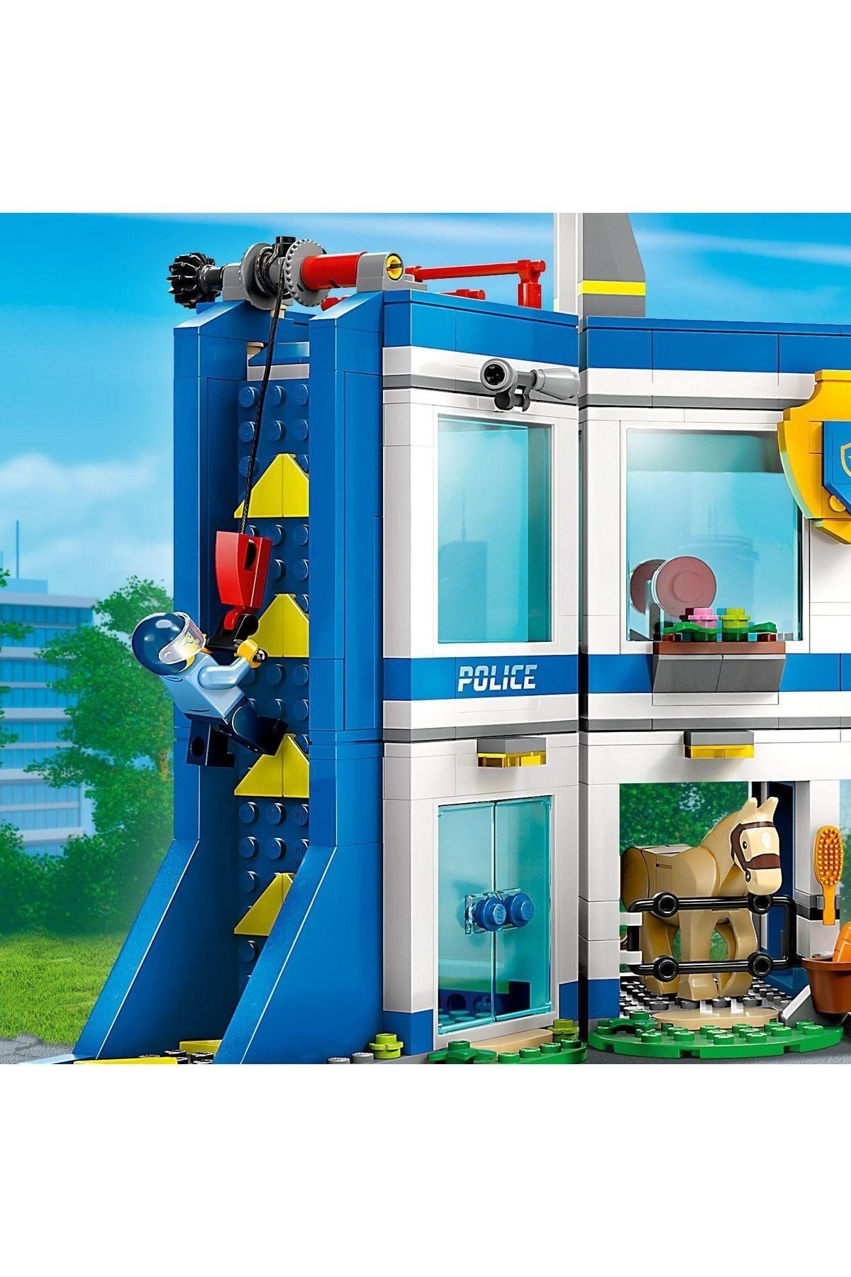 Lego City Polis Eğitim Akademisi 60372