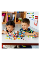 Lego Creative Suitcase 10713 Yapım Seti (213 Parça)