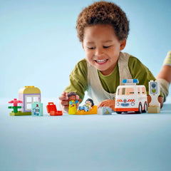 Lego Duplo Ambulans ve Sürücü 10447