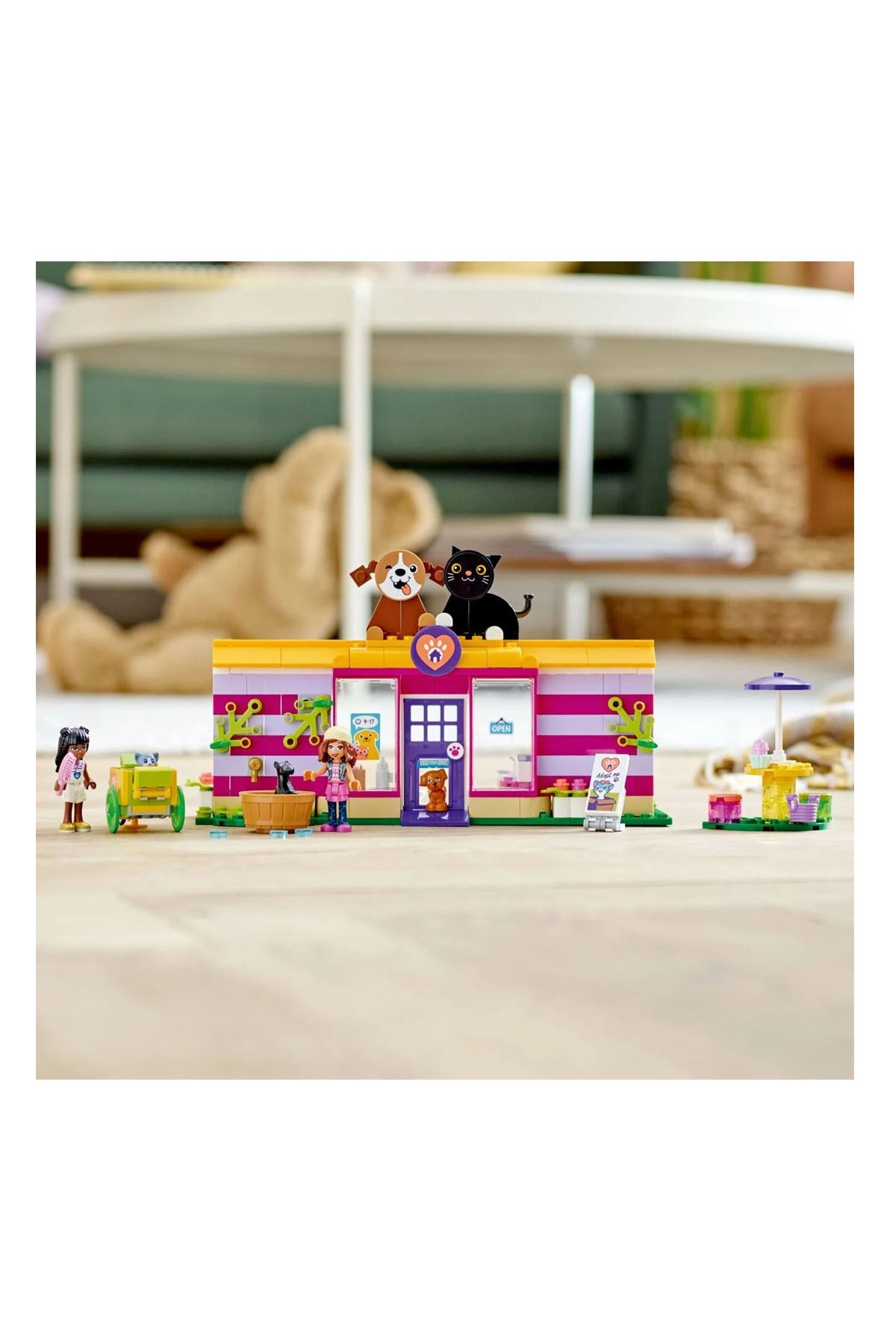 Lego Friends Evcil Hayvan Sahiplenme Kafe’si 41699