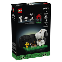 Lego Ideas Peanuts Snoopy nin Köpek Kulübesi 21368