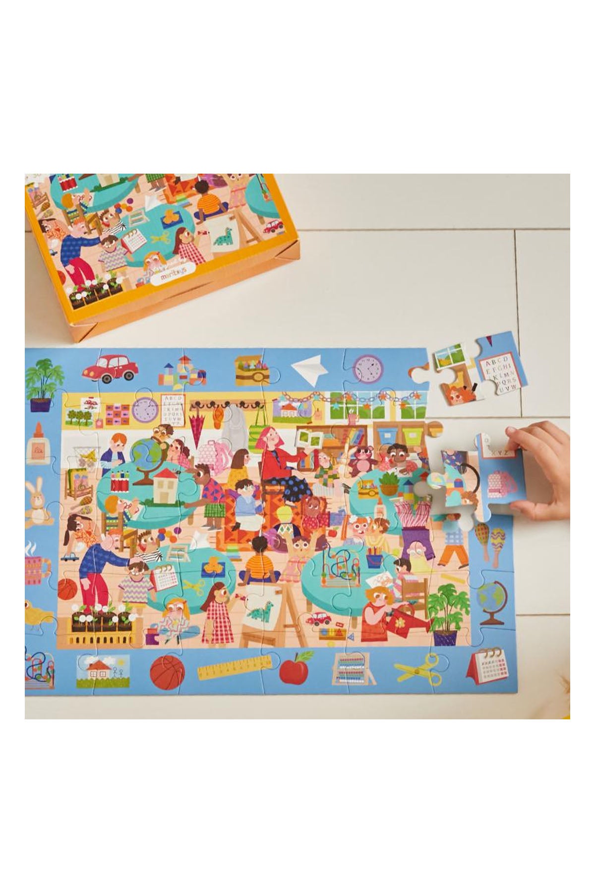 Look & Find Puzzle: Kindergarten - 36 Parça Yapboz ve Gözlem Oyunu