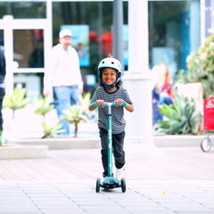 Micro Maxi Deluxe 3 Tekerlekli Foldable ECO LED Scooter Green