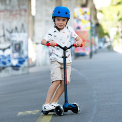 Micro Maxi Deluxe Pro LED 3 Tekerli Işıklı Çocuk Scooter Navy Red 6
