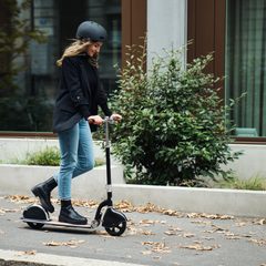 Micro Navigator 2 Tekerlekli Scooter - güvenli sürüş deneyimi