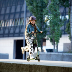 Micro Sprite Süspansiyon 2 Tekerlekli Scooter Olive Green