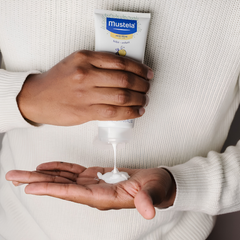 Mustela Cold Cream İçeren Besleyici Vücut Losyonu 200ml