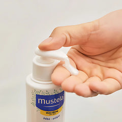 Mustela Cold Cream ve Organik Balmumu İçeren Besleyici Bebek Şampuanı 300ml