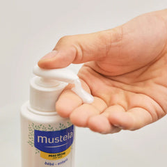 Mustela Cold Cream ve Organik Balmumu İçeren Besleyici Bebek Şampuanı 300ml