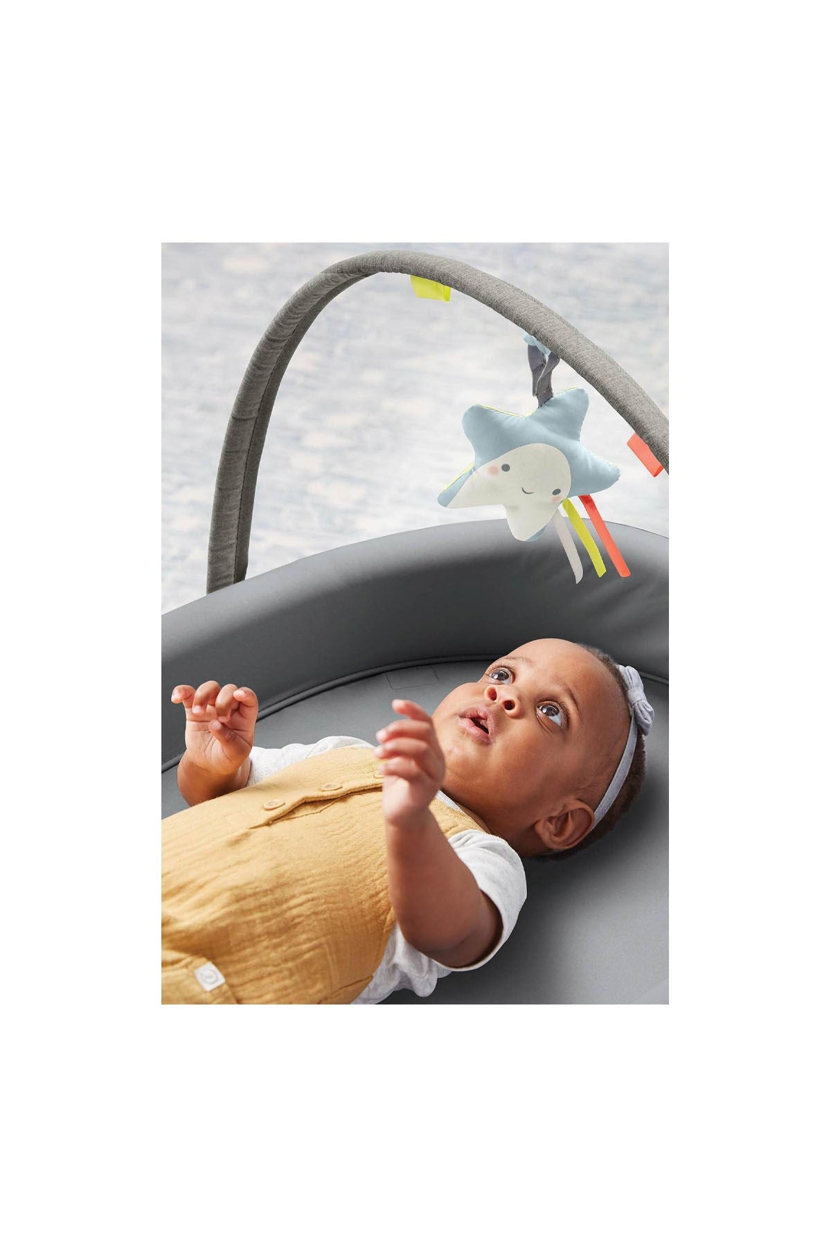 Skip Hop 2 Aşamalı Oyuncaklı Ev Tipi Ana Kucağı - Welcome Baby