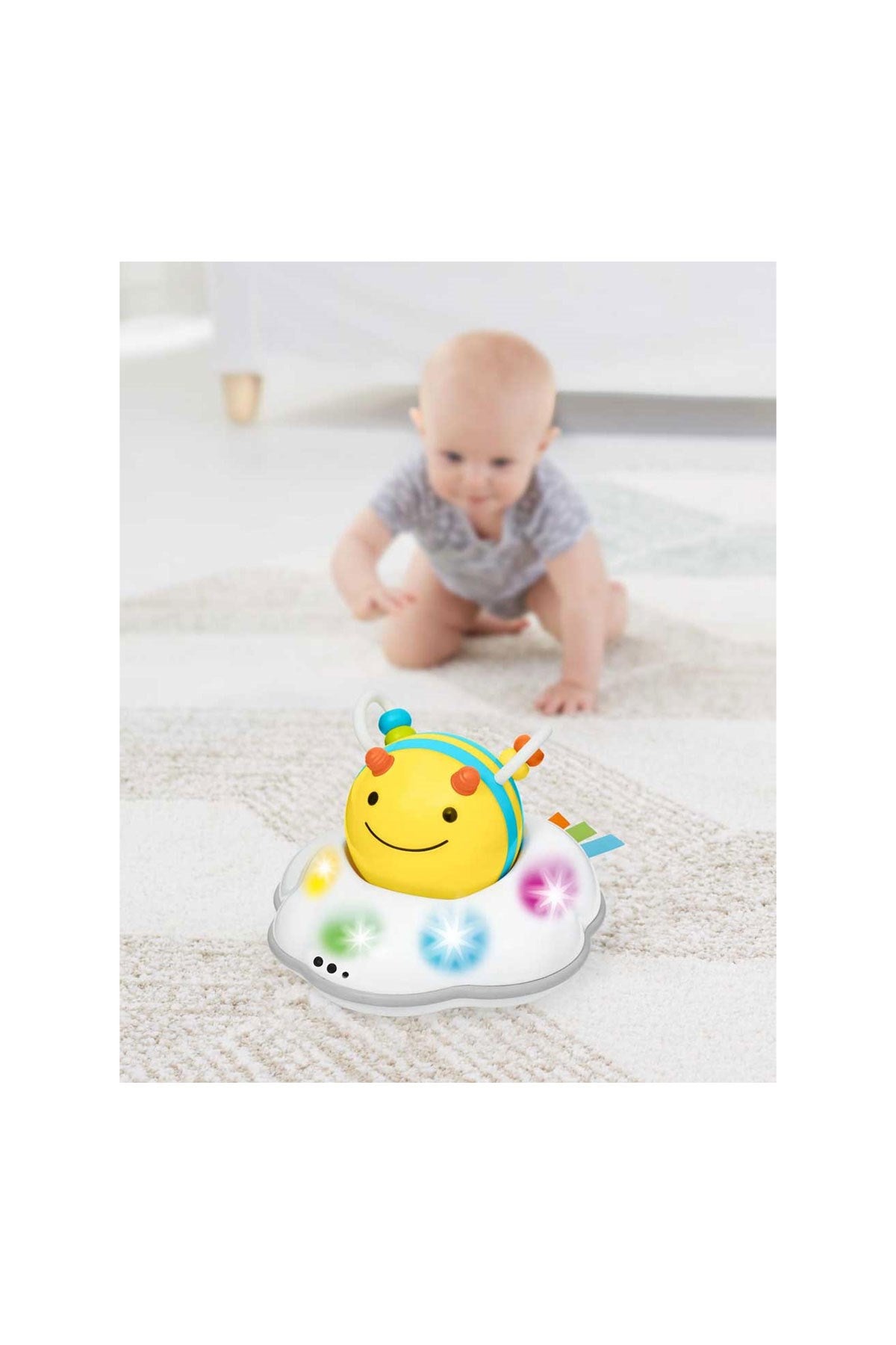 Skip Hop E&M Follow-Bee Crawl Toy