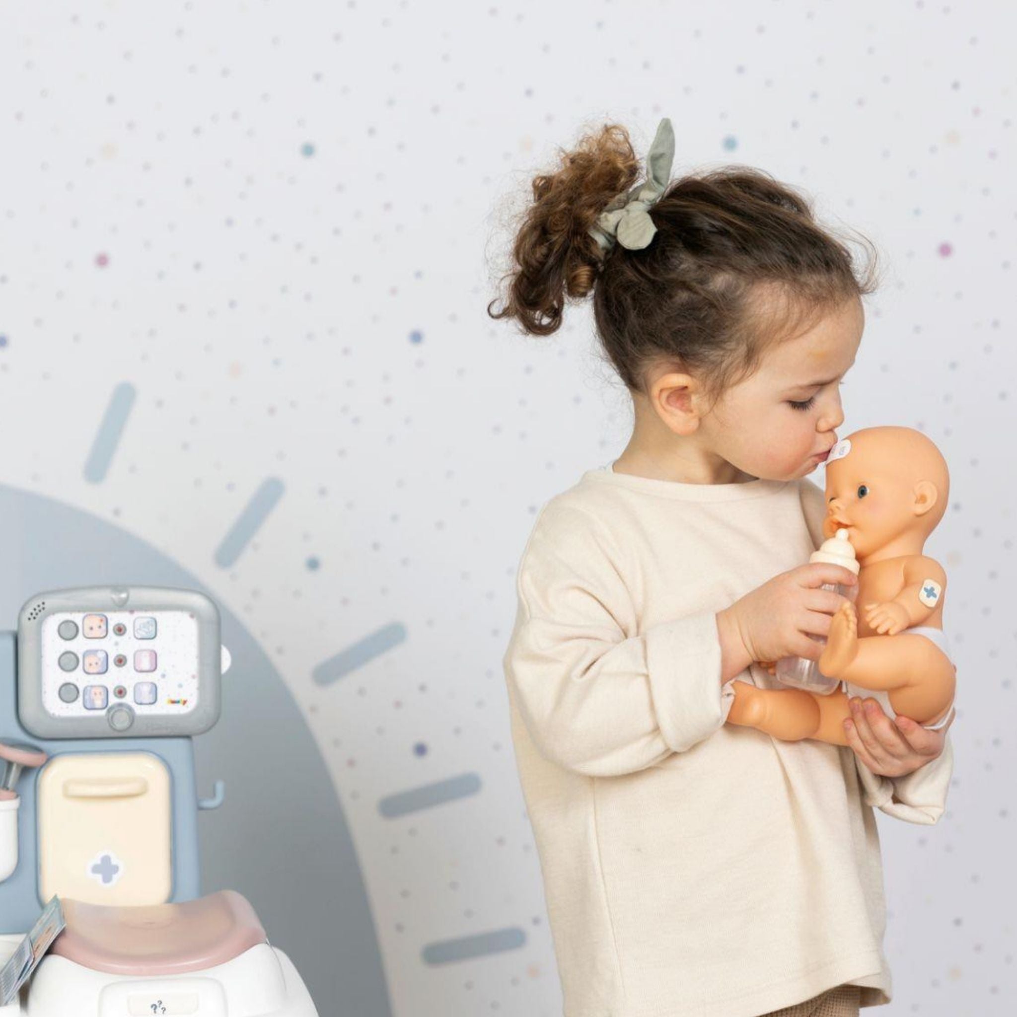 Smoby Elektronik Bebek Bakım Merkezi