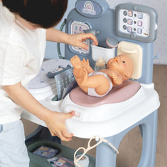 Smoby Elektronik Bebek Bakım Merkezi